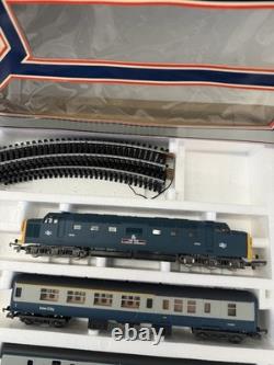 Lot de locomotives intercity, voitures et wagons LIMA DE LUXE pour train miniature échelle 00 
<br/> 	

