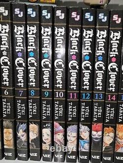 Lot de mangas Black Clover en anglais, vol. 1 à 32