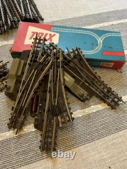 Lot de rails de chemin de fer vintage Trix