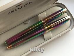 Notre Vintage Sheaffer Prelude (9050) Set de stylos à plume et à bille, Rainbow Plasma/GT, pointe moyenne