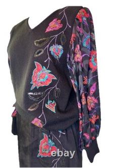 RARE Anne Crimmins pour UMI Collections Pull/Jupe en cuir avec appliqué floral