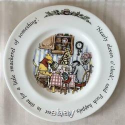 Royal Doulton Winnie L'ensemble Pour Enfants Pooh Mug & Assiette À Deux Mains Bon Conditi