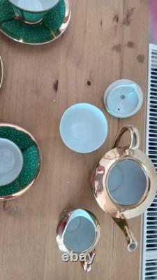 Service à thé Art déco pour deux et service à café pour cinq, vert et or, malachite, vers les années 1930