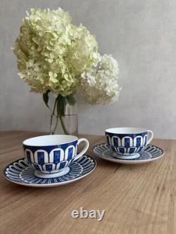 Service à thé Hermès Bleus d’Ailleurs en porcelaine bleue et blanche avec tasse et soucoupe pour deux, coffret inclus