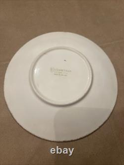 Superbe tasse à thé et soucoupe élisabéthaines roses avec des roses roses