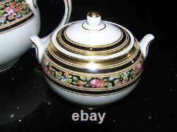 Très Rare Wedgwood Teapot Lait Jug & Lited Sugar Pot Bol Clio Tea Set Pour 2