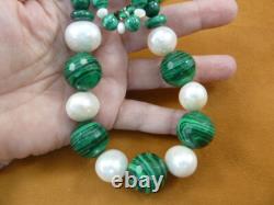 V493-15 Malachite verte + perle bijou 24 Collier + ensemble de 5 paires de boucles d'oreilles