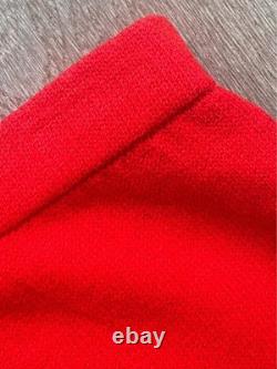 Veste et jupe St John Collection rouge et noir 2/4