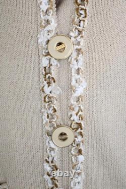Veste et jupe beige de la collection St John, taille M L 8 10, ensemble 2 pièces avec poches et finitions.