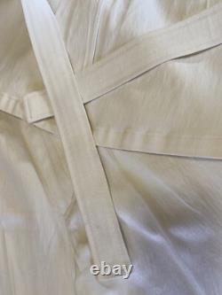 Veste et pantalon costume collection St John par Marie Gray ceinturé texturé taille petite