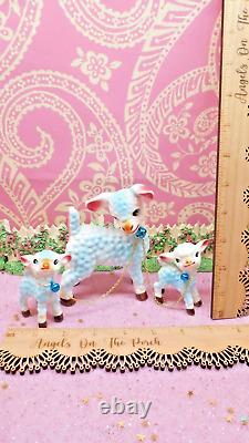 Vtg Anthropomorphic Pastel Blue Lambs Blue Bells Set De Trois Mama Deux Lambs