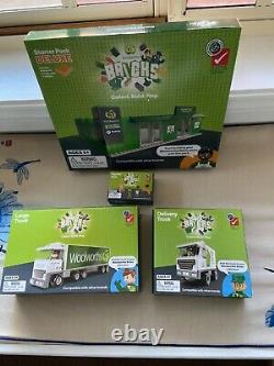 Woolworths Bricks All Ensemble Complet De 40+two Trucks+deluxe +figurine Pack